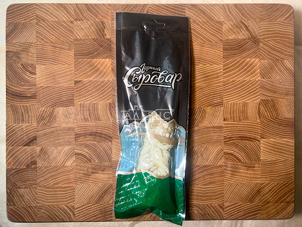 Сыр 100 гр ГОРНЫЙ СЫРОВАР (Косичка с укропом и чесноком) в Ростове-на-Дону